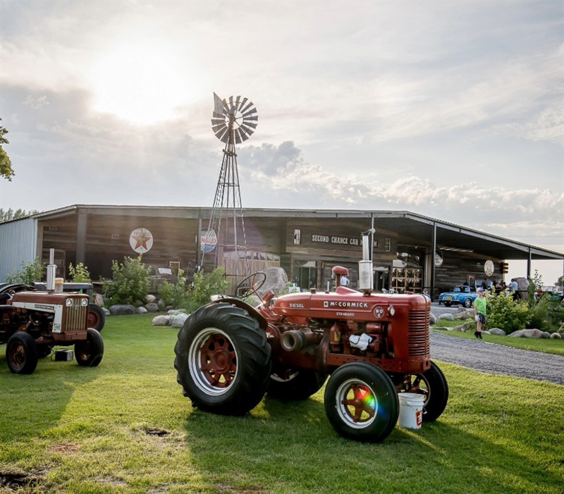 tractor_for_website